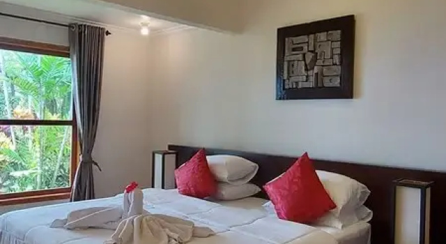 The Ning Beach & Villa