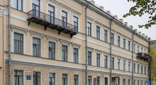 Spbstay (Спбстэй) на улице Марсово поле