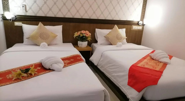 NJ PATONG HOTEL, Забронировать Отель Отели Патонг-Бич с завтраком, рядом с Торговый центр Banana Walk, Завтраки