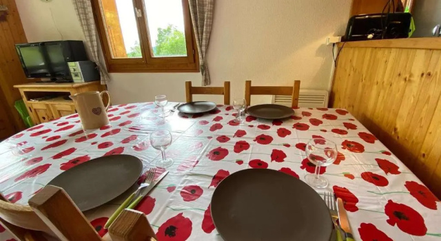 Appartement Le Grand-Bornand, 3 pièces, 6 personnes - FR-1-241-236, Забронировать Апартаменты/квартира Ле-Гран-Борнан Лыжный курорт на озере Анси