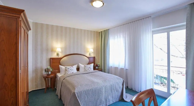 Двухместный номер Standard с балконом Hotel Beek by Anna