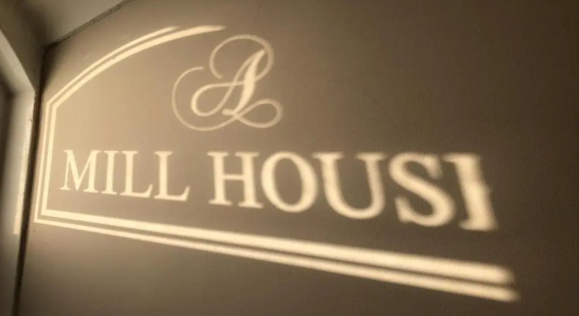 Коттедж Mill House Townhouse