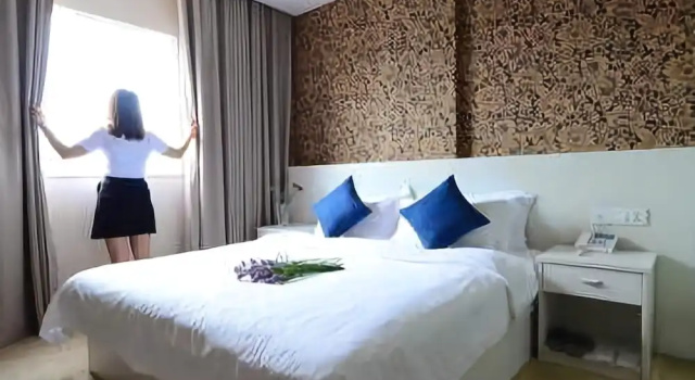 Victoria Hotel, Забронировать Отель Отели Цзянмынь 3 звезды, 3*