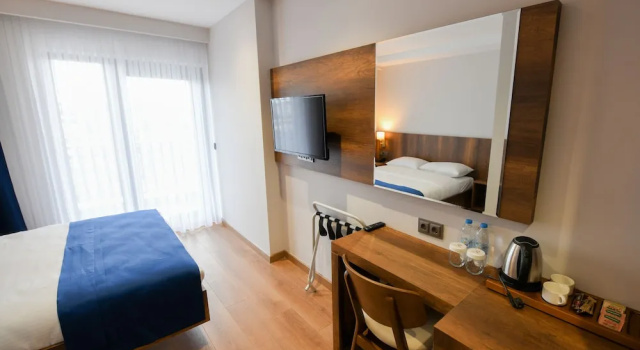 Ref Inn Hotel