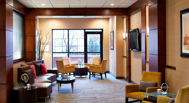 Courtyard by Marriott Bloomington by Mall of America