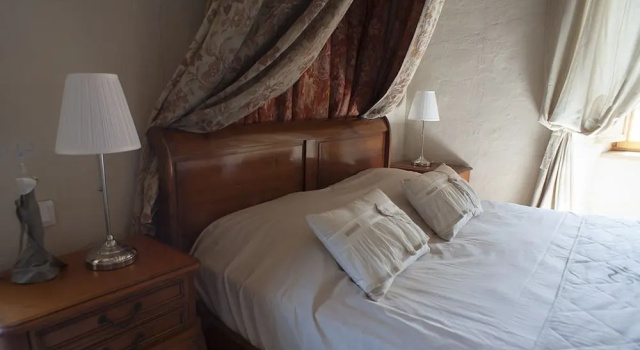 Двухместный номер Prestige Logis de Riparfonds