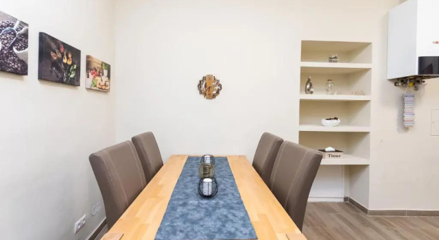 Comfortable romantic 1 bedroom apartment near Augarten
