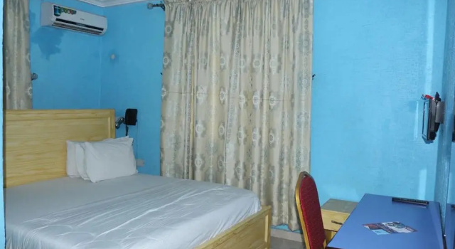Номер Executive Grand Decent Hotel and Suites