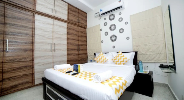 FabHotel Hallmark Inn Kukatpally, Забронировать Отель Отели Hyderabad Region с парковкой, Парковка