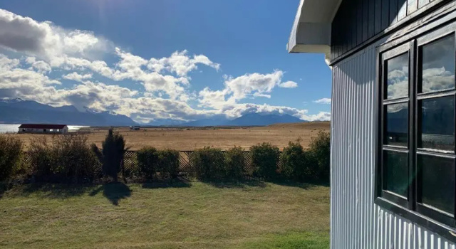 Коттедж с 4 комнатами с видом на море Puerto Bories House, holiday home rentals in Patagonia