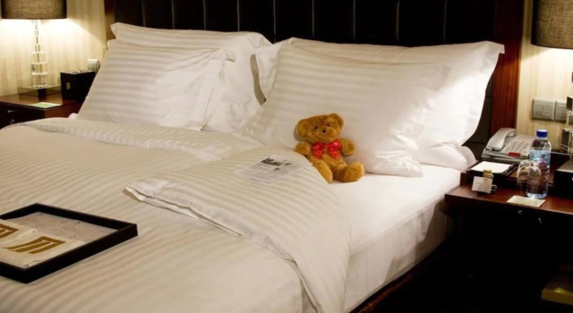 Wuhan Jin Jiang International Hotel, Varaa Hotelli Hotellit Wuhan uima-altaalla, Uima-allas
