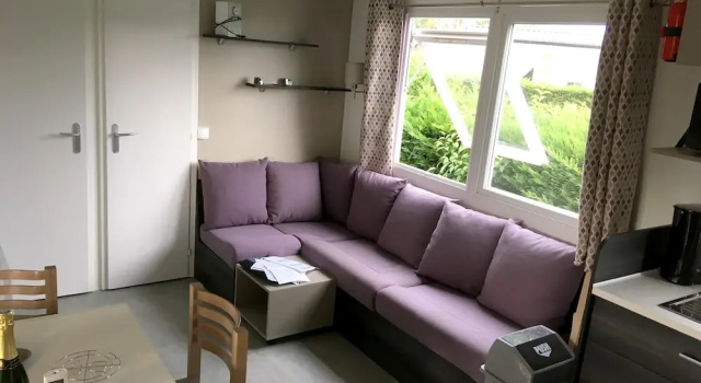 Bungalow With 3 Bedrooms in Les Mathes, With Shared Pool, Enclosed Garden and Wifi - 2 km From the Beach, Забронировать Отель Отели Ле-Мат с бассейном, Бассейн