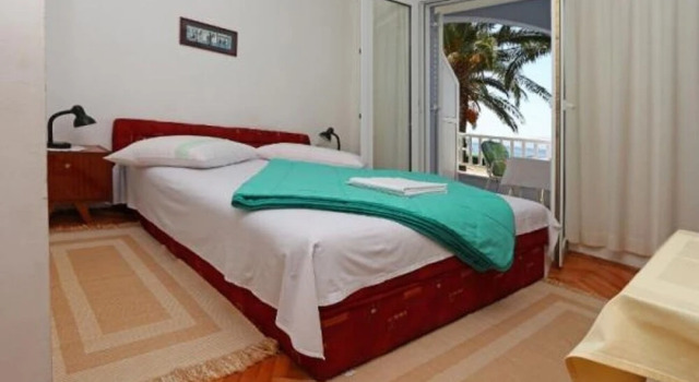 Tomo 1 - at the Beach - A4, Брондау Қонақ үй Drvenik Makarska Riviera