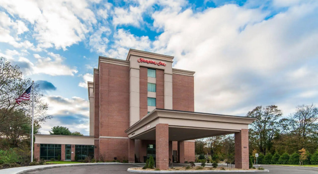 Hampton Inn Norwich, Забронировать Отель Норидж штат Коннектикут
