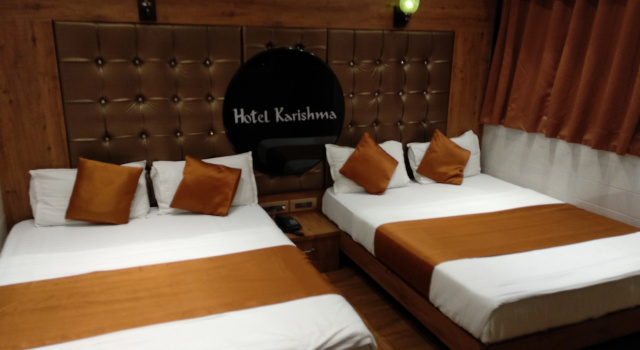Четырёхместный номер Deluxe Hotel Karishma Dadar