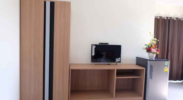Tha-ruea Residence