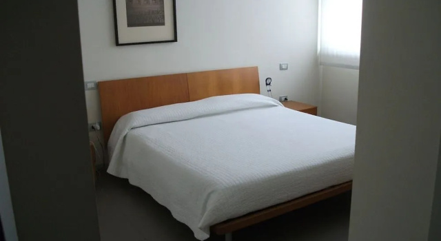 Vista Hotel & Residence