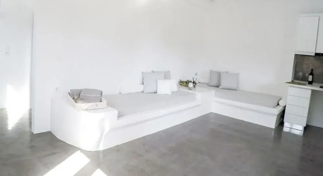 OW Andros - Luxury Suites