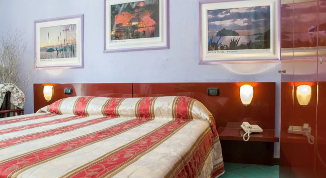 Двухместный номер Classic с балконом Hotel Annabelle