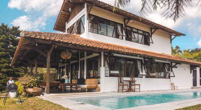 Villa Art hill - A little bali in PUNCAK, Book Villa Cisarua Hotels with a Pool, Swimming Pool