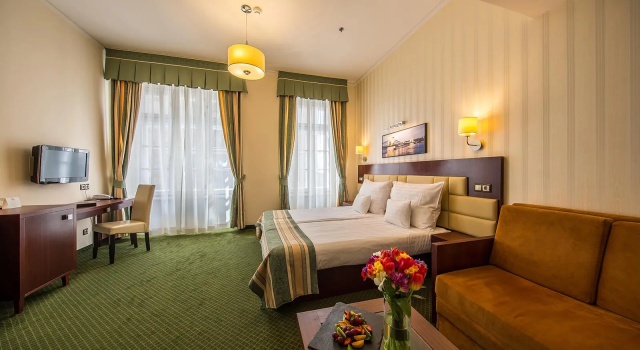 Двухместный номер Standard Hotel President