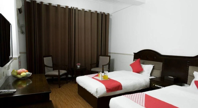 OYO 8009 Pengxin Hotel, Забронировать Отель Шэньчжэнь Shenzhen Area