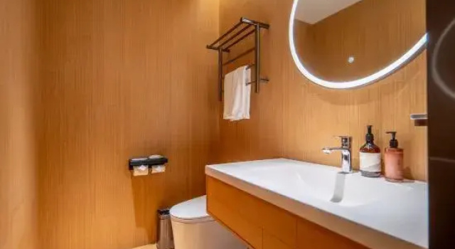 Люкс Business Huayue Kaixuan Grand Hotel (Weiye Building Xincheng Bus Station)