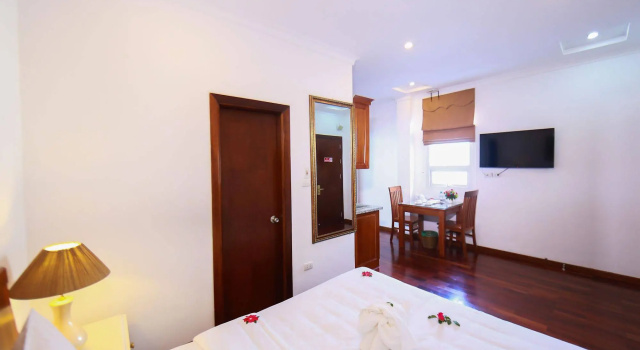 Tran Hotel