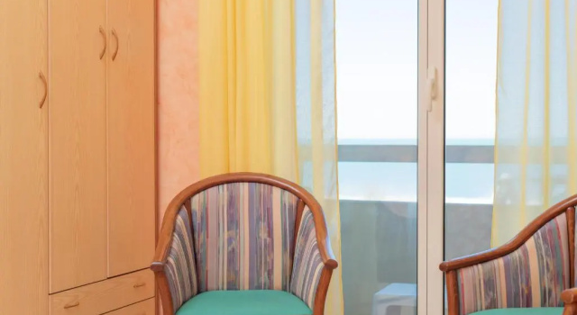 Трёхместный номер Standard Hotel Caesar