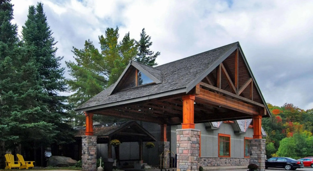 Четырёхместный номер Standard с балконом Hidden Valley Resort, an Ascend Collection Resort