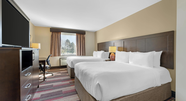 Четырёхместный номер Standard Best Western Plus Stoneridge Inn & Conference Centre London Ontario