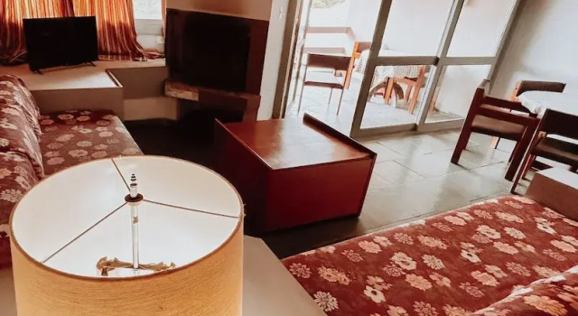 Шале Economy Plaza Inn Week Inn