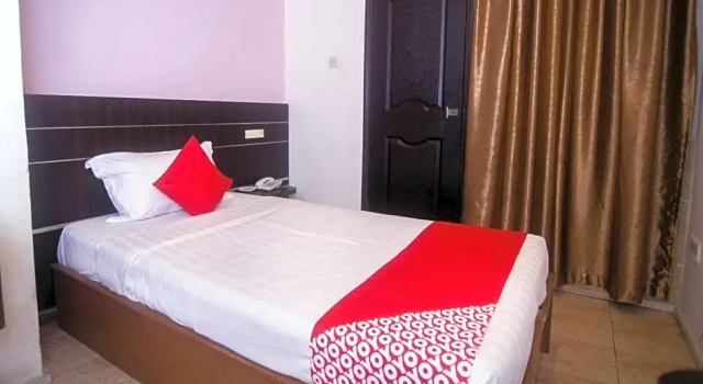 Номер Standard Hotel O Mayfair Hotel