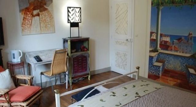 Chambres dhôtes Chez Kate B&B, Забронировать Отель Отели Val de Marne с парковкой, Парковка