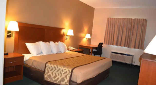 Одноместный номер Standard Brookshire Inn & Suites