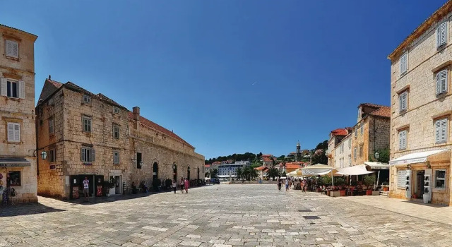 Nice Apartment in Bogomolje With 2 Bedrooms, 予約 アパートメント Bogomolje フヴァル島