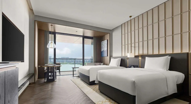 Двухместный номер Standard с видом на озеро Hilton Changshu