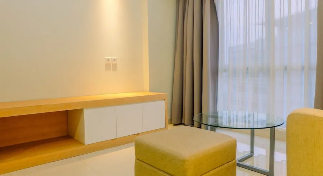 Spacious 1BR High Quality Apartment at Karawang, Забронировать Апартаменты/квартира Апартаменты Караванг, Апартаменты/квартира