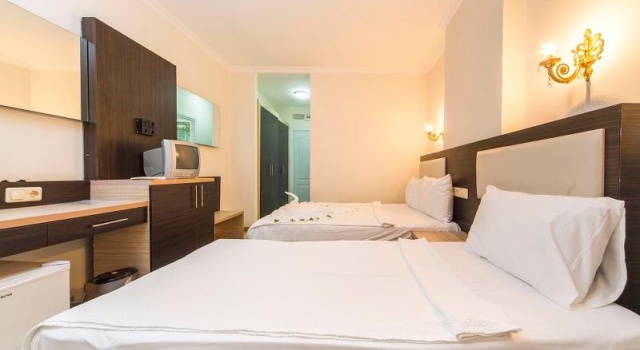 Четырёхместный номер Standard Club Sun Paradise Hotel