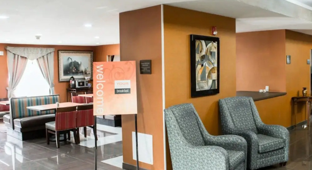 Comfort Inn, Забронировать Отель Отели Гарнер с завтраком, Завтраки