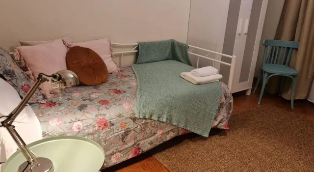 Apartamento entero, muy céntrico, Забронировать Апартаменты/квартира Отели Понтеведра с парковкой, Парковка