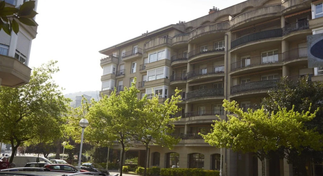 Playa de Ondarreta 2 by FeelFree Rentals