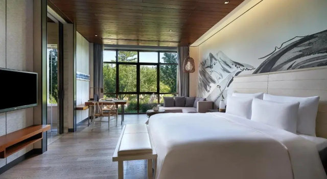 Двухместный номер Standard с балконом Yanqi Hotel, Managed by Kempinski