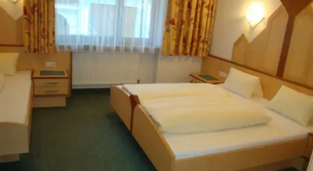 Hotel Garni Binta, Забронировать Отель Отели Ишгль с парковкой, Парковка