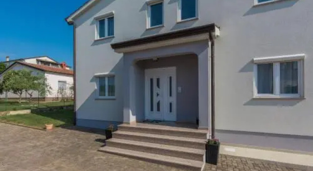 Silver Holiday House, Забронировать Гостевой дом Гостевые дома Пореч, Гостевой дом