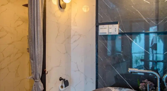 Номер Standard с балконом Isara Boutique Hotel and Cafe