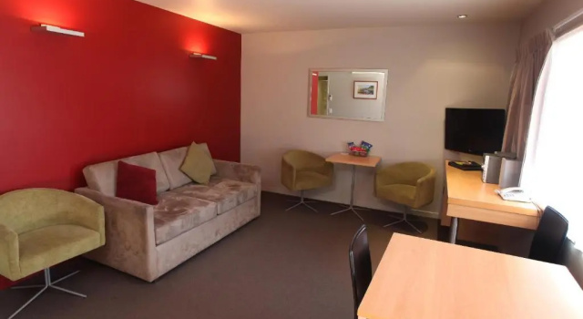 Люкс с 2 комнатами Park View Motor Lodge