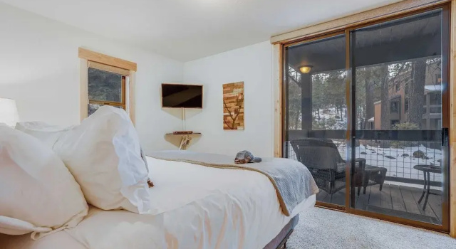 Arroyo by Avantstay Peaceful Mountain Townhouse w/ Large Private Balcony, Забронировать Дом для отпуска Виллы Траков, рядом с Timberline, Вилла