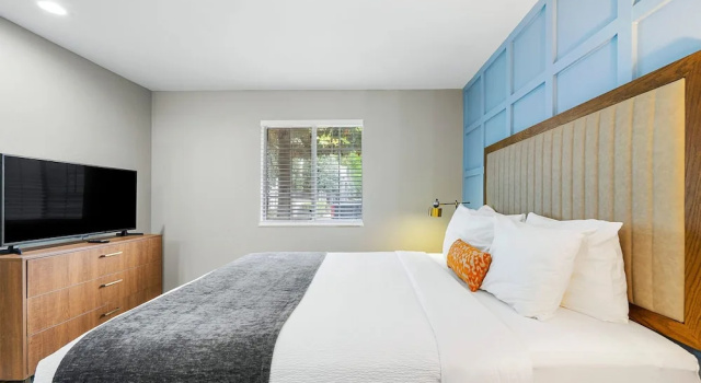Апартаменты Prime Buckhead Chic Condo in Atlanta