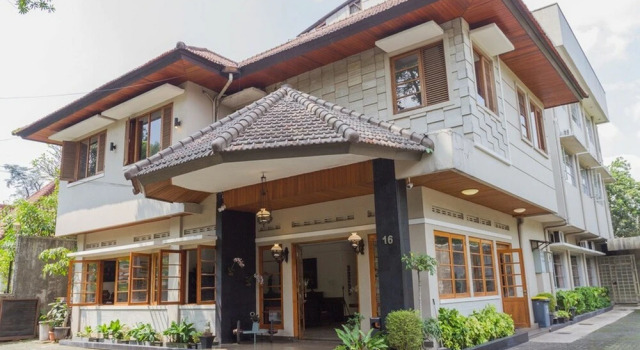 Hotel Wisma Dago ITB, Забронировать Отель Бандунг-Кидул Бандунг, рядом с Perjuangan Monument